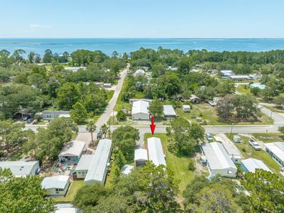 2183 Oak Street, House other with 3 bedrooms, 2 bathrooms and null parking in CARRABELLE FL | Image 3