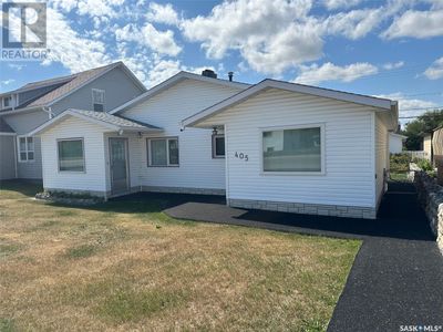 405 Churchill St, House other with 2 bedrooms, 2 bathrooms and null parking in Hudson Bay SK | Image 3