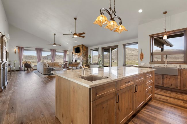 9701 Mt Highway 200, House other with 3 bedrooms, 2 bathrooms and null parking in Dixon MT | Image 10
