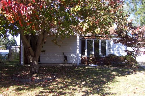 1141 Eastview Dr, Rantoul, IL, 61866-1636 | Card Image