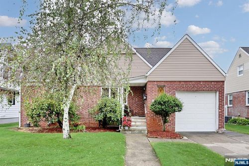 12 Margaret Court, Fair Lawn, NJ, 07410 | Card Image