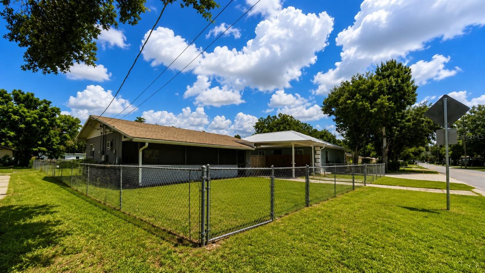 Residential in WINTER HAVEN 2