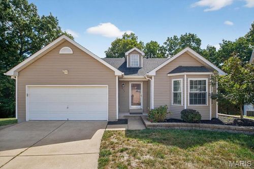 803 Oak Ave, Valley Park, MO, 63088-1446 | Card Image