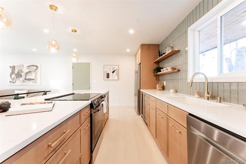 7885 S Gaylord Way, Centennial, CO, 80122-3119 | Card Image