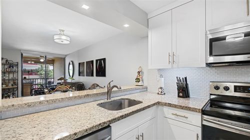 1-15405 Miami Lakeway N, Miami Lakes, FL, 33014-5592 | Card Image