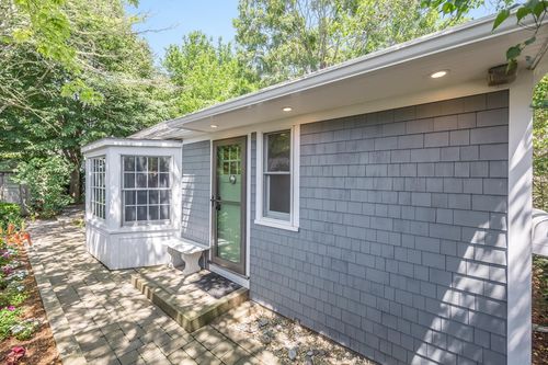 290 Bradford St, Provincetown, MA, 02657 | Card Image