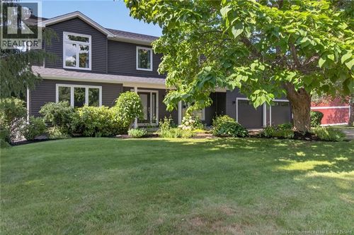 322 Lavoie St, Dieppe, NB, E1A6R8 | Card Image