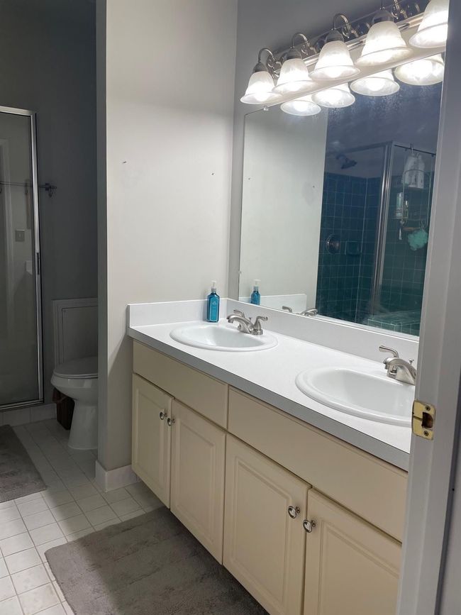 45245 Horseshoe Cir, Condo with 2 bedrooms, 3 bathrooms and null parking in Canton MI | Image 21