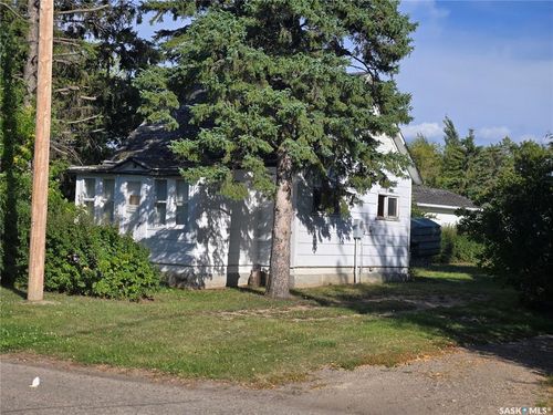 209 Forget St, Stoughton, SK, S0G0B9 | Card Image