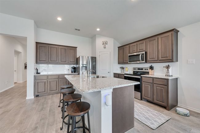 210 High Point Way, House other with 4 bedrooms, 2 bathrooms and null parking in Justin TX | Image 10