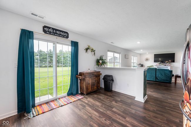 5794 Wintersweet Ln, House other with 4 bedrooms, 3 bathrooms and null parking in Whitestown IN | Image 6