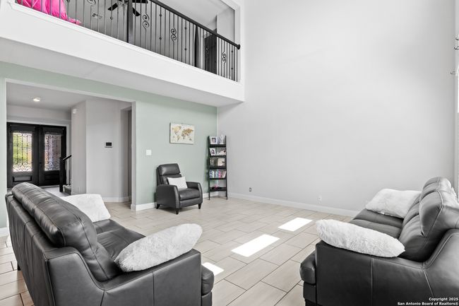 122 Stout Cv, House other with 4 bedrooms, 4 bathrooms and null parking in Cibolo TX | Image 5