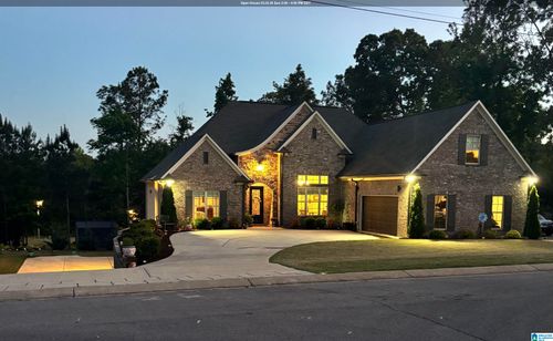 715 Cassie Dr W, PELL CITY, AL, 35128-7905 | Card Image