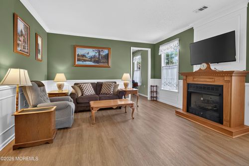 15 Morning Glory Ct, Brick, NJ, 08724-2787 | Card Image