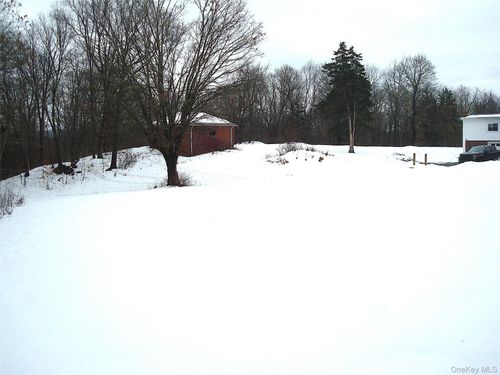 216 Hobbs Ln, Clinton Corners, NY, 12514-2441 | Card Image