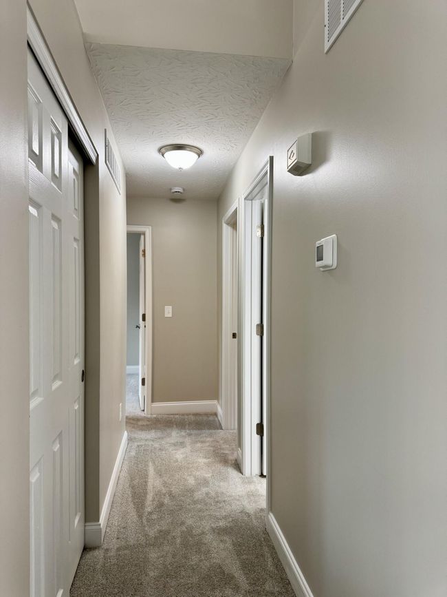 1039 Meadowbrook Ct, House other with 4 bedrooms, 2 bathrooms and null parking in Hebron KY | Image 35