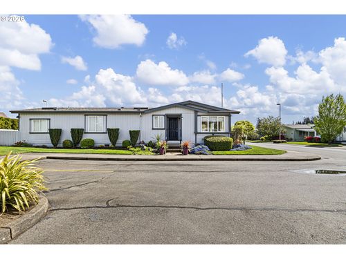 55-3355 N Delta Hwy, Eugene, OR, 97408 | Card Image