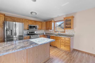 3189 Bookham Drive, House other with 4 bedrooms, 3 bathrooms and null parking in Sun Prairie WI | Image 2