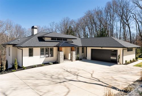 16 Cambridge Dr, Candler, NC, 28715-8452 | Card Image