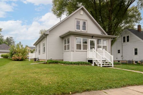 406 N Hubbard St, Horicon, WI, 53032-1031 | Card Image