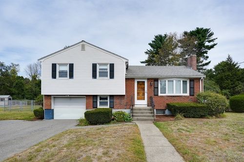 10 Lisa St, Burlington, MA, 01803-1108 | Card Image