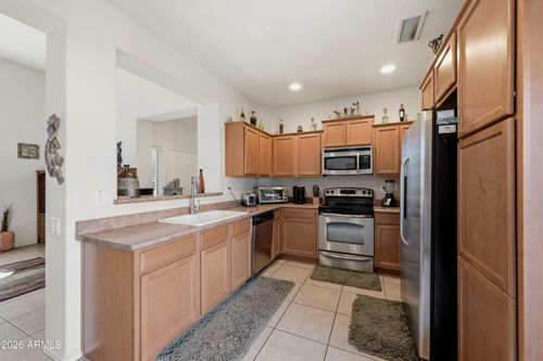 8429 W Vernon Ave, Phoenix, AZ, 85037-3734 | Card Image