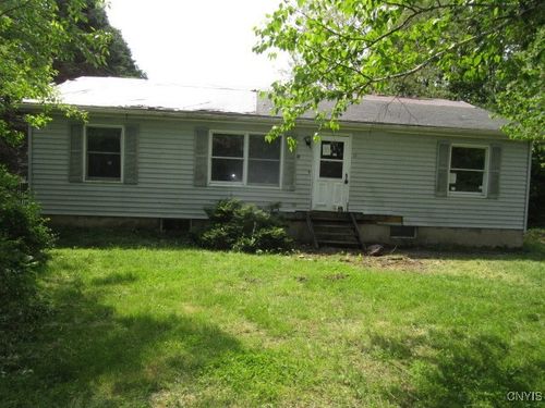 19 Skylane Dr, Hastings, NY, 13076-4136 | Card Image