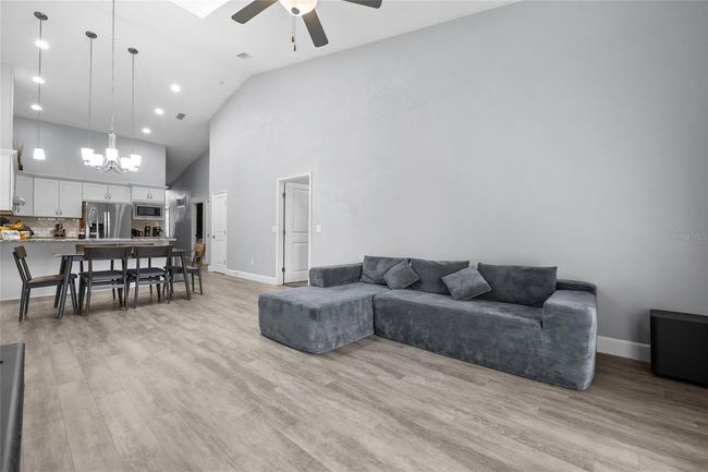 1088 Nw 126 Th Way, House other with 2 bedrooms, 2 bathrooms and null parking in NEWBERRY FL | Image 12