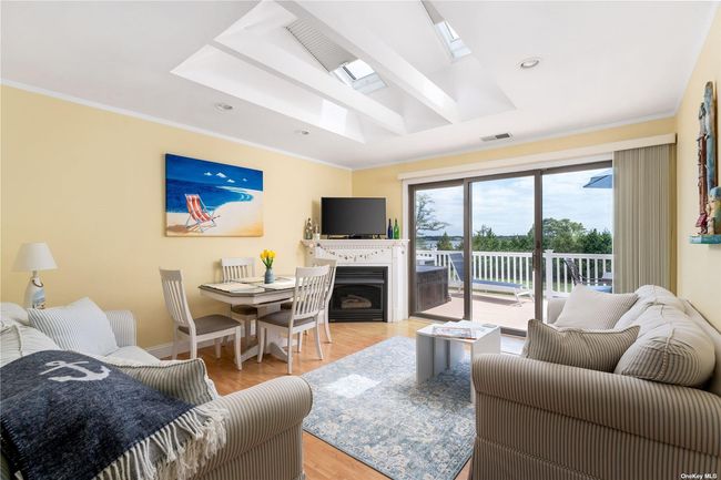 16 - 61 W Tiana Rd, Home with 2 bedrooms, 1 bathrooms and 1 parking in Hampton Bays NY | Image 9