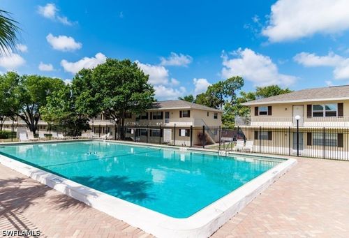 t7-3325 Airport Rd N, NAPLES, FL, 34105-2853 | Card Image