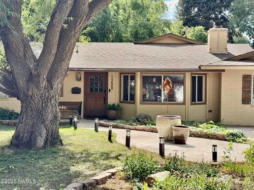 1209 N Mcmillan Rd, Flagstaff, AZ, 86001-3033 | Card Image