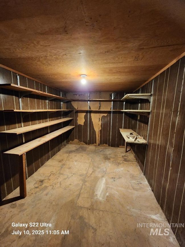 View of storage area | Image 16