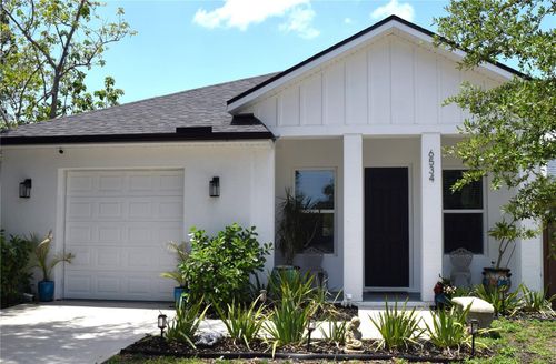 6534 Wayne St, ST PETERSBURG, FL, 33702-6152 | Card Image