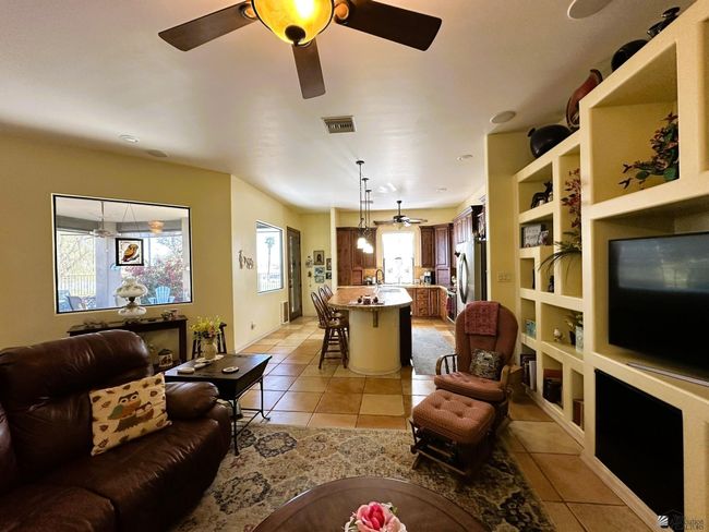 28141 Canal Ave, House other with 3 bedrooms, 2 bathrooms and 2 parking in Wellton AZ | Image 11