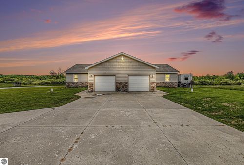 225 Fox Ln, Benzonia, MI, 49616-9581 | Card Image