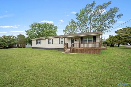 335 Pauline Dr, Hazel Green, AL, 35750-9523 | Card Image