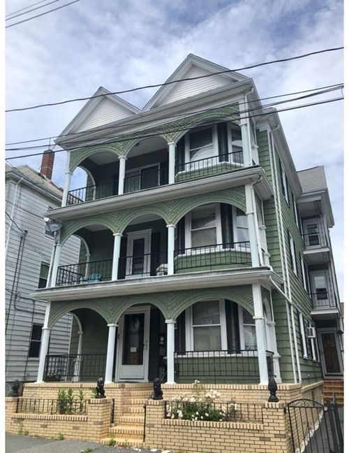 3-33 Sidney St, New Bedford, MA, 02740-2054 | Card Image