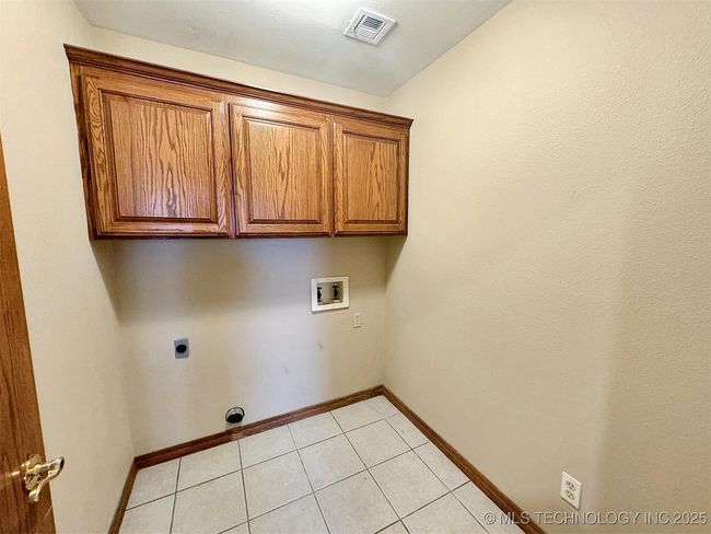 1530 Redwood Pl, House other with 4 bedrooms, 3 bathrooms and null parking in Tahlequah OK | Image 49