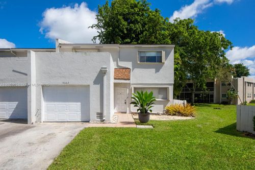 115a-8662 Bridle Path Ct, Davie, FL, 33328-2815 | Card Image