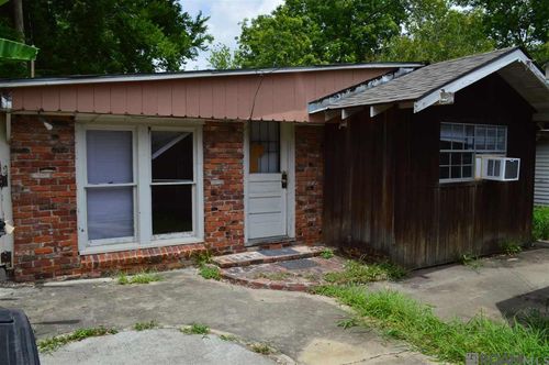 642 1/2 S Eugene St, Baton Rouge, LA, 70806-5470 | Card Image
