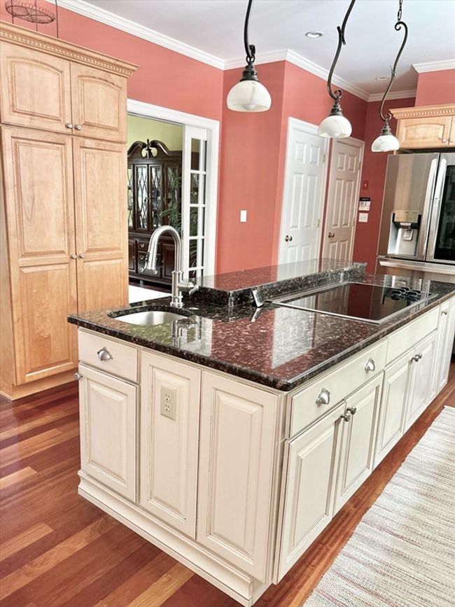 4 Rileys Way, House other with 3 bedrooms, 3 bathrooms and 3 parking in Dartmouth MA | Image 12