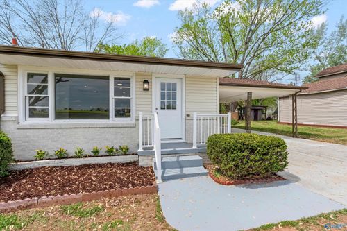 5581 Hunter Lane, Tanner, AL, 35671 | Card Image