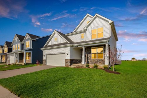 3858 Fender St, Valparaiso, IN, 46385-1013 | Card Image