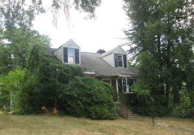 492 Regent St, House other with 3 bedrooms, 1 bathrooms and null parking in Houston PA | Image 1