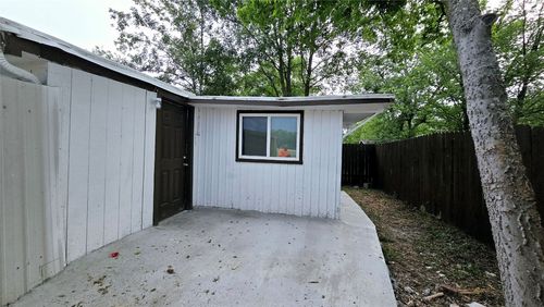 c-101 S Lockhart St, Manor, TX, 78653-3454 | Card Image
