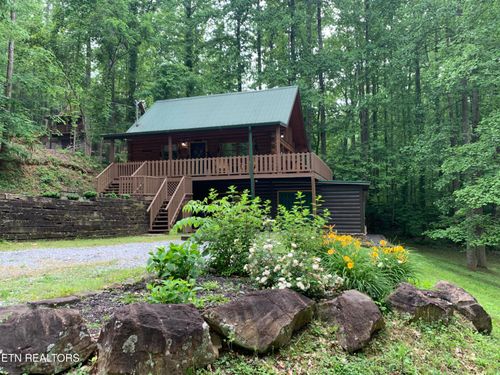 3444 Manis Rd, Sevierville, TN, 37862-8659 | Card Image