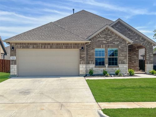 5266 Meadow Ln, Krum, TX, 76249-6034 | Card Image