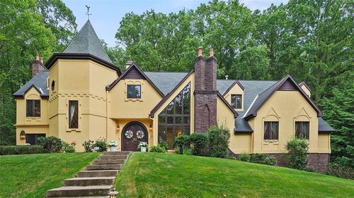 613 Lincoln Rd, Bradfordwoods, PA, 15015-1223 | Card Image