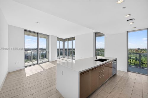 903-2000 Metropica Way, Sunrise, FL, 33323-3215 | Card Image