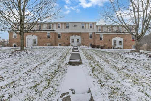 319 Bellford Ct, Cranberry Twp, PA, 16066-4405 | Card Image